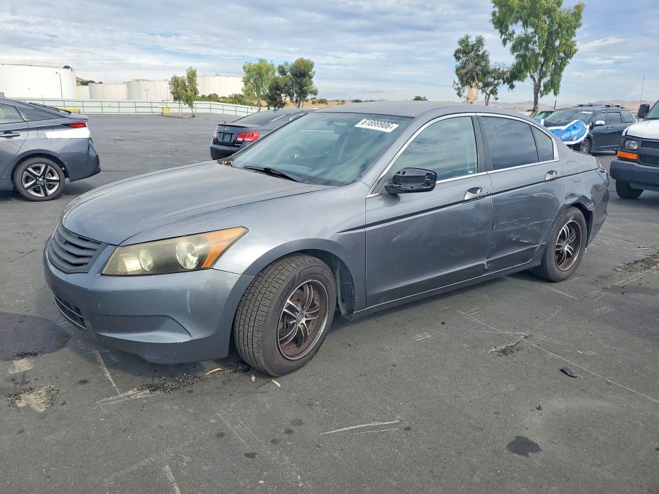 Продажа на аукционе авто 2010 Honda Accord, vin: 1HGCP2F34AA081572, номер лота: 61899906