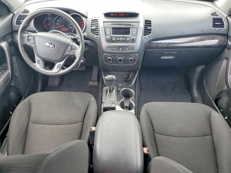 2015 Kia Sorento მანქანა იყიდება აუქციონზე, vin: 5XYKT3A69FG621129, აუქციონის ნომერი: 60783356