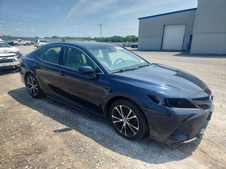2018 Toyota Camry მანქანა იყიდება აუქციონზე, vin: JTNB11HK6J3017849, აუქციონის ნომერი: 62387746