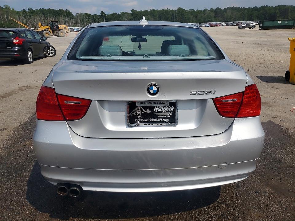 Продаж на аукціоні авто 2011 Bmw 328, vin: WBAPH7G51BNM56030, номер лоту: 62090046
