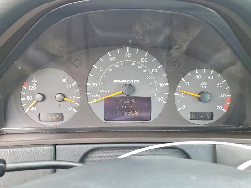 60169776 :رقم المزاد ، WDBJF74J31B309660 vin ، 2001 Mercedes-benz E مزاد بيع