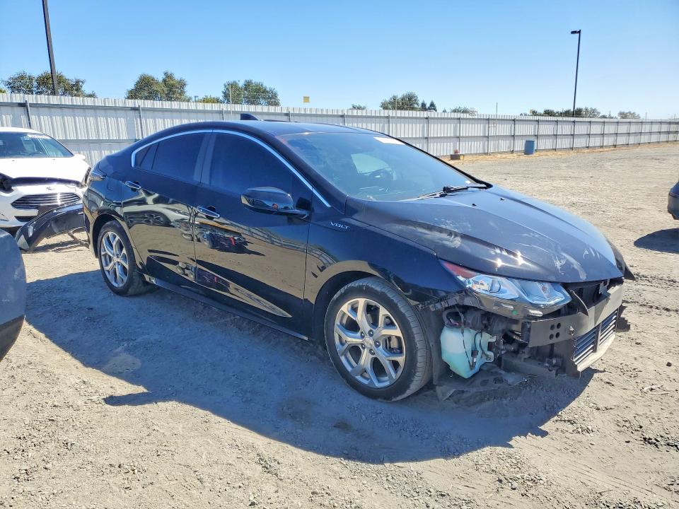 62245556 :رقم المزاد ، 1G1RD6S52HU211804 vin ، 2017 Chevrolet Volt مزاد بيع