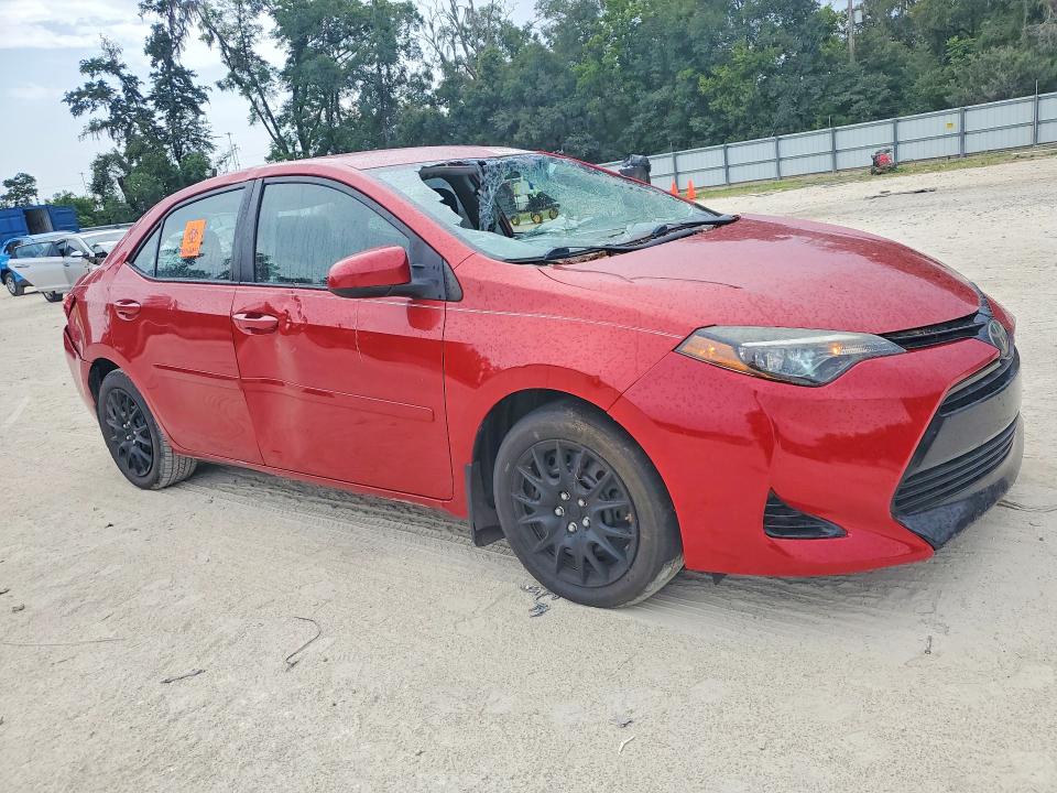 2018 Toyota Corolla მანქანა იყიდება აუქციონზე, vin: 5YFBURHE5JP777332, აუქციონის ნომერი: 62217136