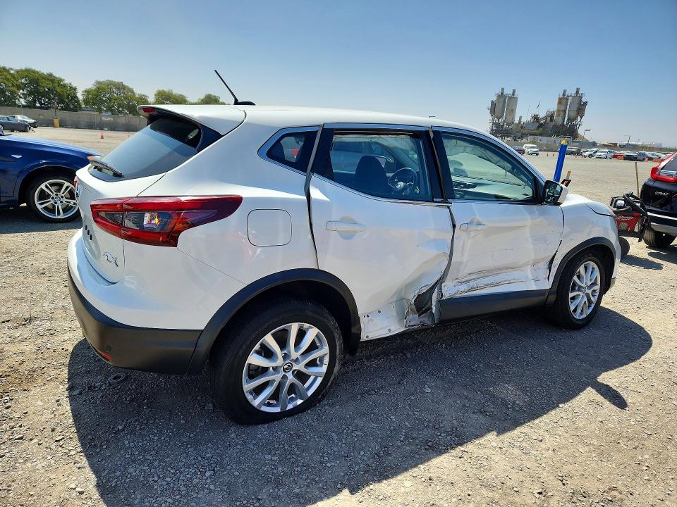 60595806 :رقم المزاد ، JN1BJ1AV2MW313997 vin ، 2021 Nissan Rogue Sport مزاد بيع