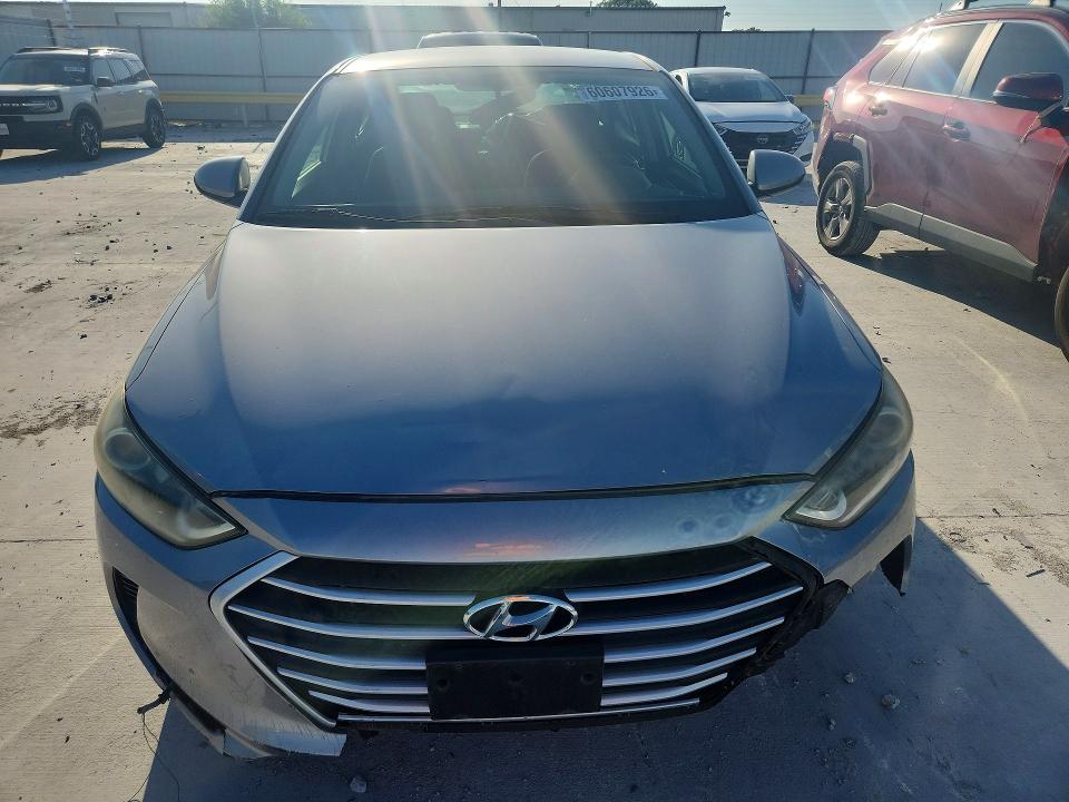 Продажа на аукционе авто 2017 Hyundai Elantra, vin: 5NPD74LF5HH172642, номер лота: 60607926
