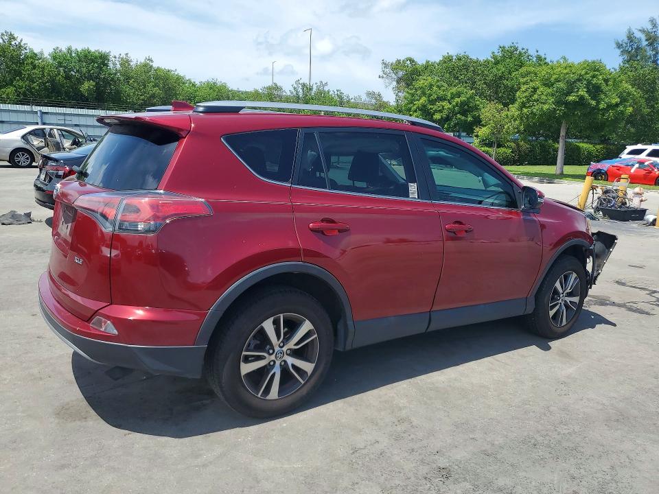 60308776 :رقم المزاد ، 2T3WFREV0JW465621 vin ، 2018 Toyota Rav4 مزاد بيع
