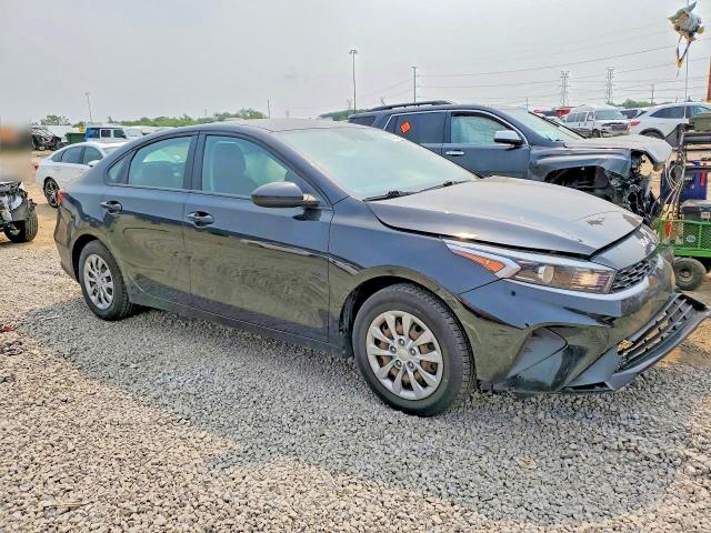 62783376 :رقم المزاد ، 3KPF24ADXNE431117 vin ، 2022 Kia Forte مزاد بيع