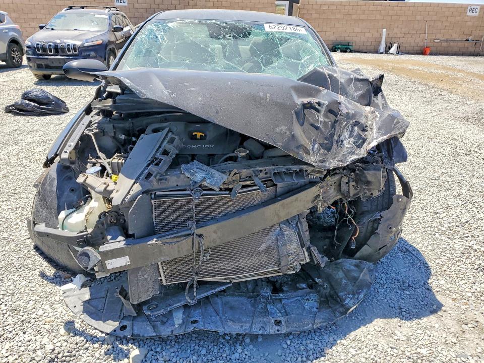 62292186 :رقم المزاد ، 5NPD84LF6JH353901 vin ، 2018 Hyundai Elantra مزاد بيع