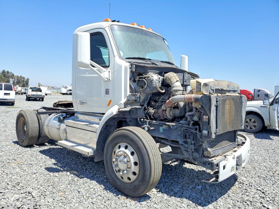 56317356 :رقم المزاد ، 1XPBAP8X3ND758400 vin ، 2022 Peterbilt 579 مزاد بيع
