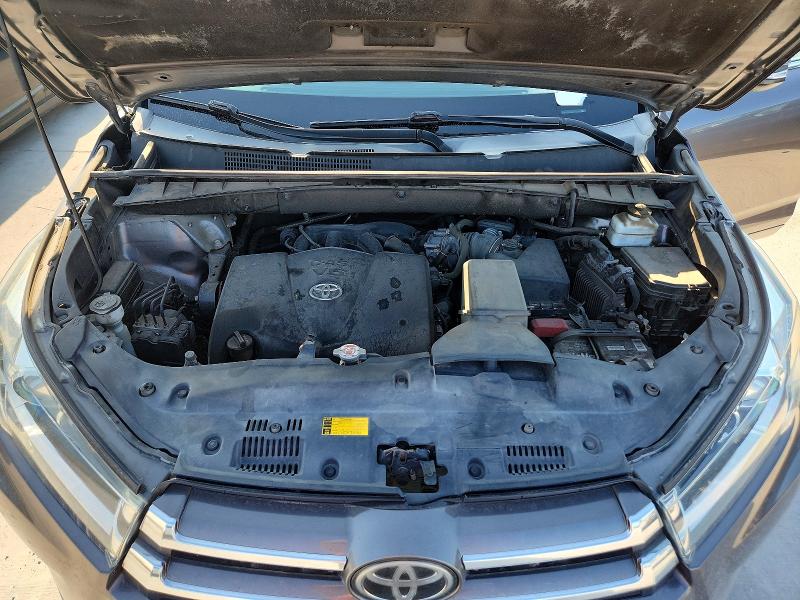 60309366 :رقم المزاد ، 5TDYZRFH6KS325150 vin ، 2019 Toyota Highlander مزاد بيع