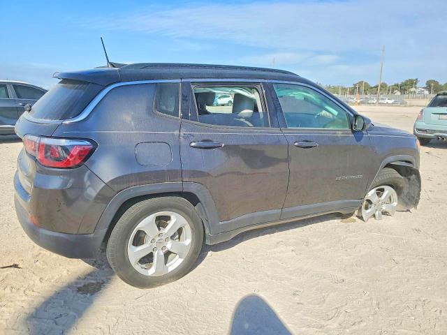 Продаж на аукціоні авто 2018 Jeep Compass, vin: 3C4NJCBB5JT256996, номер лоту: 61640316