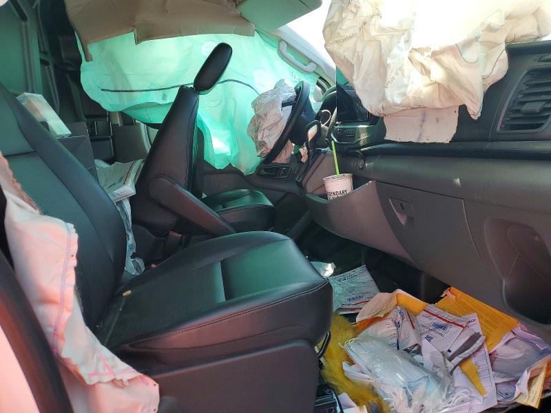 59376206 :رقم المزاد ، 1FTYE1Y81SKA67511 vin ، 2015 Ford Transit مزاد بيع