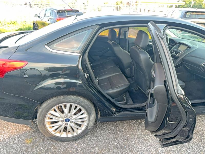 2015 Ford Focus მანქანა იყიდება აუქციონზე, vin: 1FADP3J24FL245377, აუქციონის ნომერი: 61447526