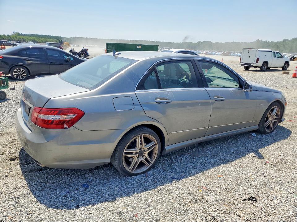 2012 Mercedes-benz E მანქანა იყიდება აუქციონზე, vin: WDDHF5KB6CA646192, აუქციონის ნომერი: 61229646
