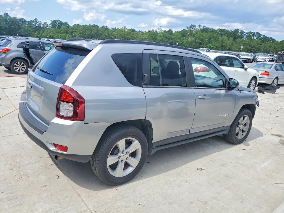 59970666 :رقم المزاد ، 1C4NJCBBXFD246655 vin ، 2015 Jeep Compass مزاد بيع