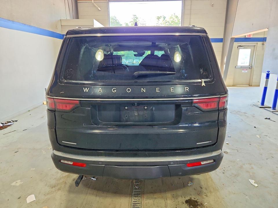 62462566 :رقم المزاد ، 1C4SJVBT8NS211890 vin ، 2022 Jeep Wagoneer مزاد بيع