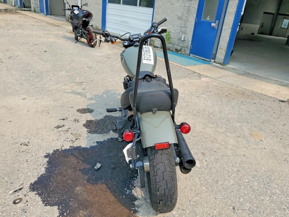 61316636 :رقم المزاد ، 1HD1YYK18MB043057 vin ، 2021 Harley-davidson Fxbbs مزاد بيع