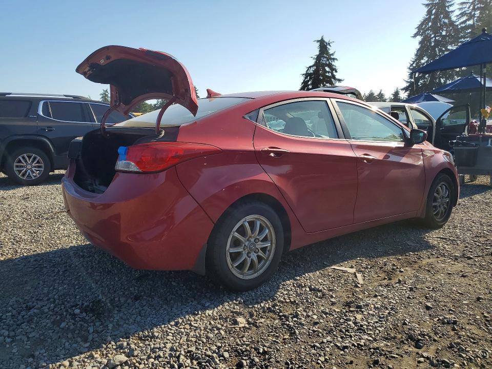60056156 :رقم المزاد ، KMHDH4AE9DU638317 vin ، 2013 Hyundai Elantra مزاد بيع