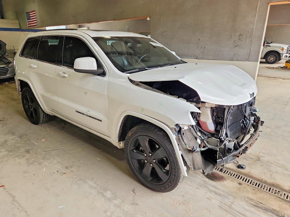 Продаж на аукціоні авто 2015 Jeep Grand Cherokee, vin: 1C4RJFAG4FC102184, номер лоту: 61604476