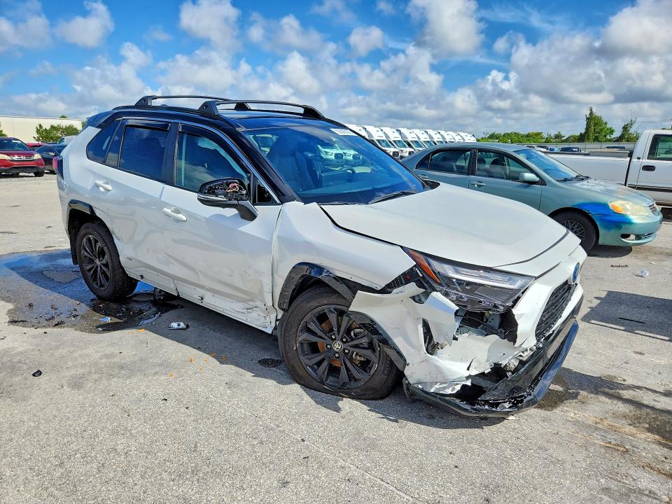 Auction sale of the 2024 Toyota Rav4, vin: 4T3E6RFV0RU172663, lot number: 59345126