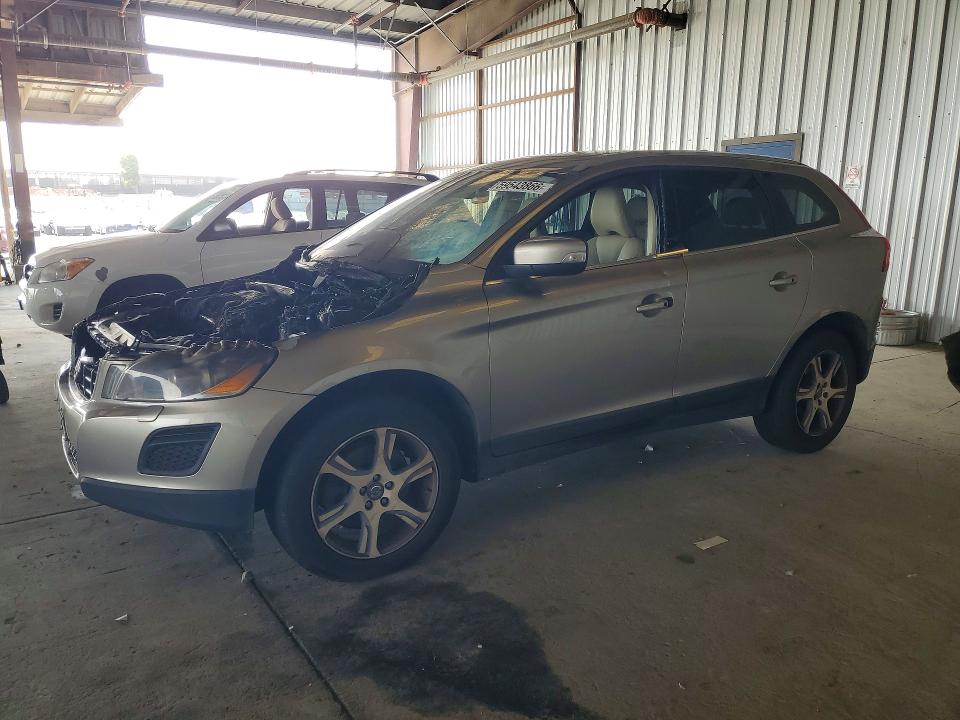 Продажа на аукционе авто 2013 Volvo Xc60, vin: YV4902DZ2D2413637, номер лота: 59543866