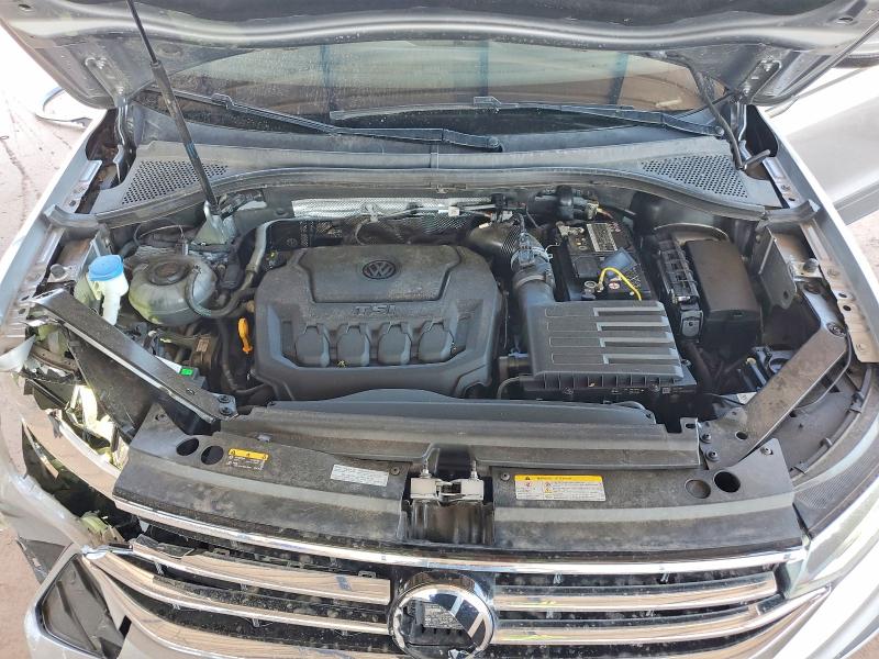 61622156 :رقم المزاد ، 3VV1B7AX0NM058019 vin ، 2022 Volkswagen Tiguan مزاد بيع