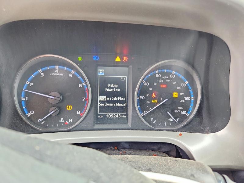 Продажа на аукционе авто 2018 Toyota Rav4, vin: 2T3WFREV4JW467761, номер лота: 61061446