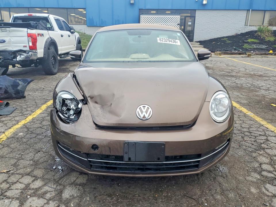 Продаж на аукціоні авто 2013 Volkswagen Beetle, vin: 3VW5L7AT7DM831347, номер лоту: 62329436