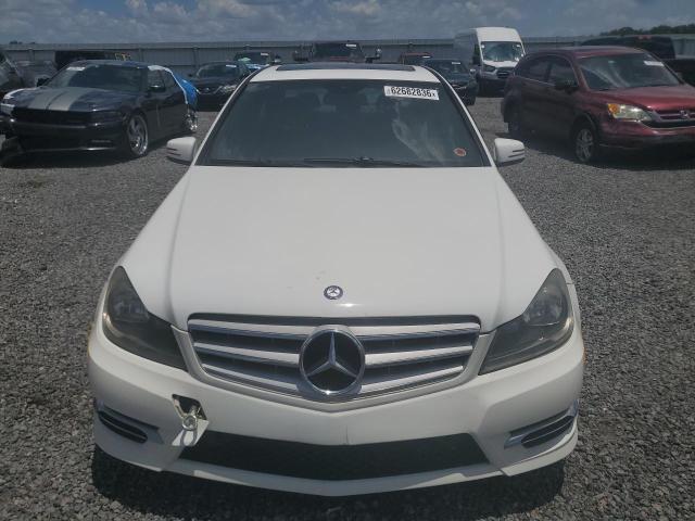 62682836 :رقم المزاد ، WDDGF4HB6DR266978 vin ، 2013 Mercedes-benz C مزاد بيع