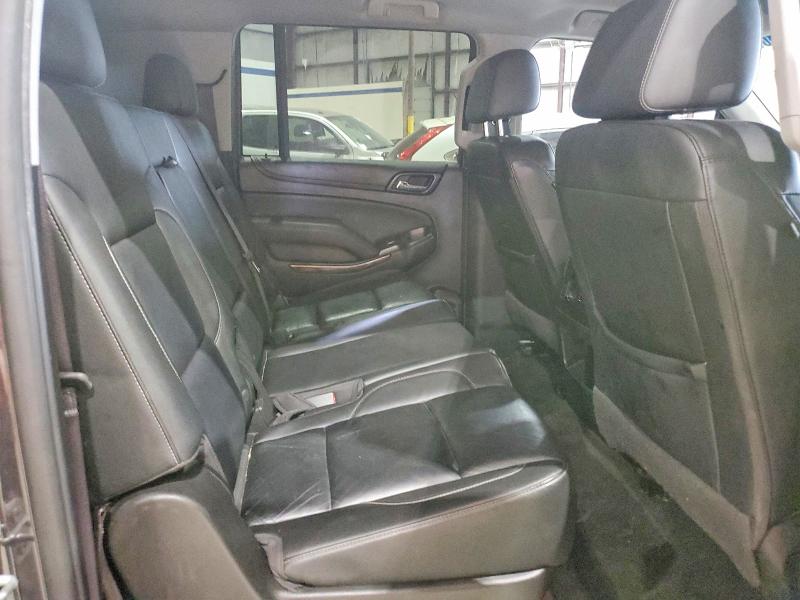 61386706 :رقم المزاد ، 1GNSKHKC3HR240845 vin ، 2017 Chevrolet Suburban مزاد بيع