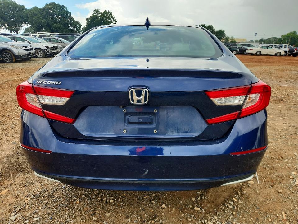 60782346 :رقم المزاد ، 1HGCV1F19LA052702 vin ، 2020 Honda Accord مزاد بيع