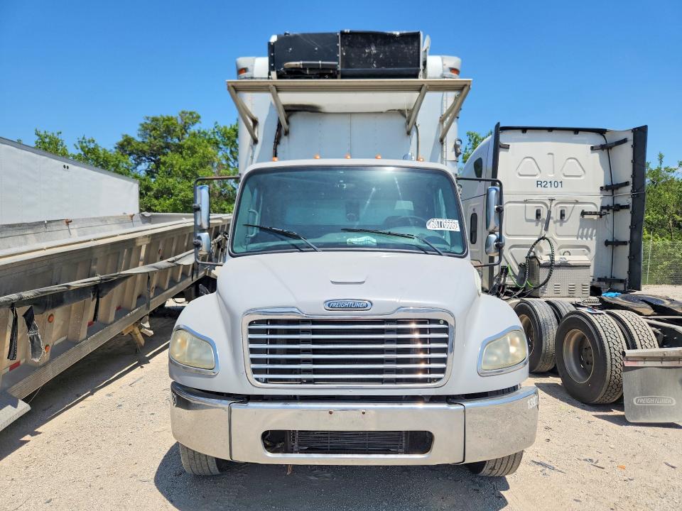 2006 Freightliner M2 მანქანა იყიდება აუქციონზე, vin: 1FVACWCS26DW26019, აუქციონის ნომერი: 60776666