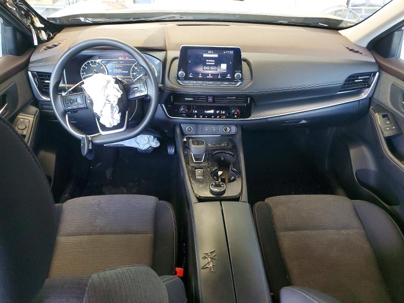 60194776 :رقم المزاد ، 5N1BT3BBXNC672181 vin ، 2022 Nissan Rogue مزاد بيع