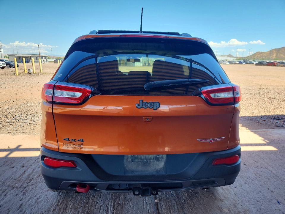 61941806 :رقم المزاد ، 1C4PJMBS5GW267448 vin ، 2016 Jeep Cherokee مزاد بيع