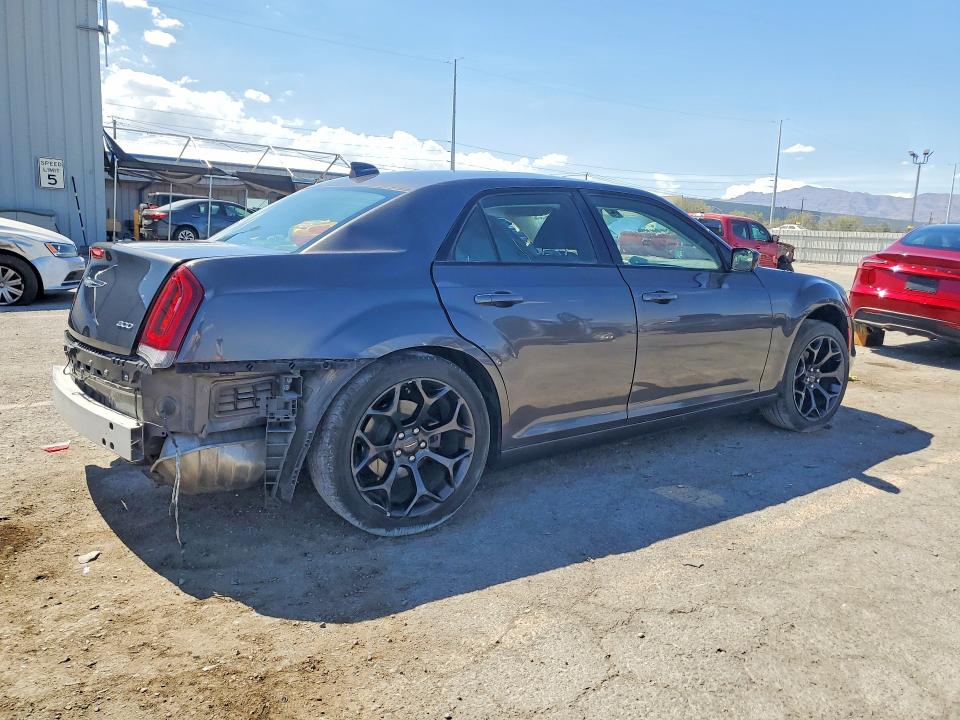2019 Chrysler 300 მანქანა იყიდება აუქციონზე, vin: 2C3CCAAGXKH555949, აუქციონის ნომერი: 62689156