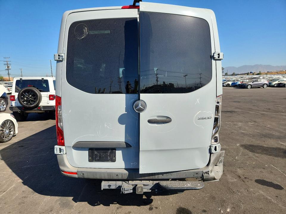 63584286 :رقم المزاد ، W1Z40FHY4NT085453 vin ، 2022 Mercedes-benz Sprinter مزاد بيع