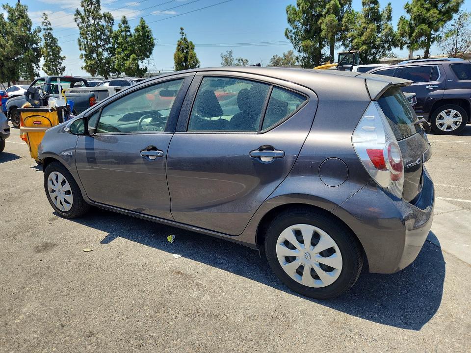 Продаж на аукціоні авто 2012 Toyota Prius C, vin: JTDKDTB30C1521045, номер лоту: 61577336