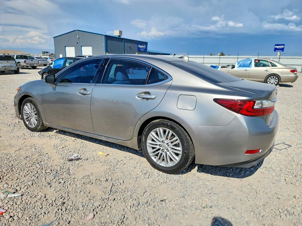61886906 :رقم المزاد ، 58ABK1GG0GU025547 vin ، 2016 Lexus Es مزاد بيع
