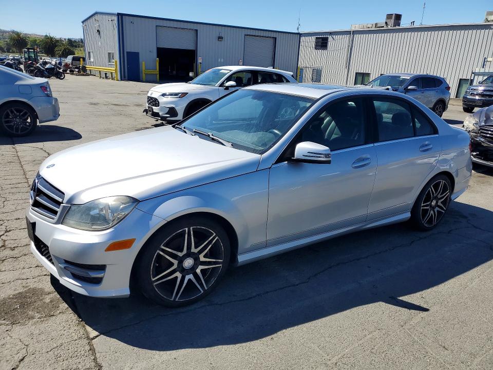 Auction sale of the 2014 Mercedes-benz C, vin: WDDGF4HB2ER306863, lot number: 62915126