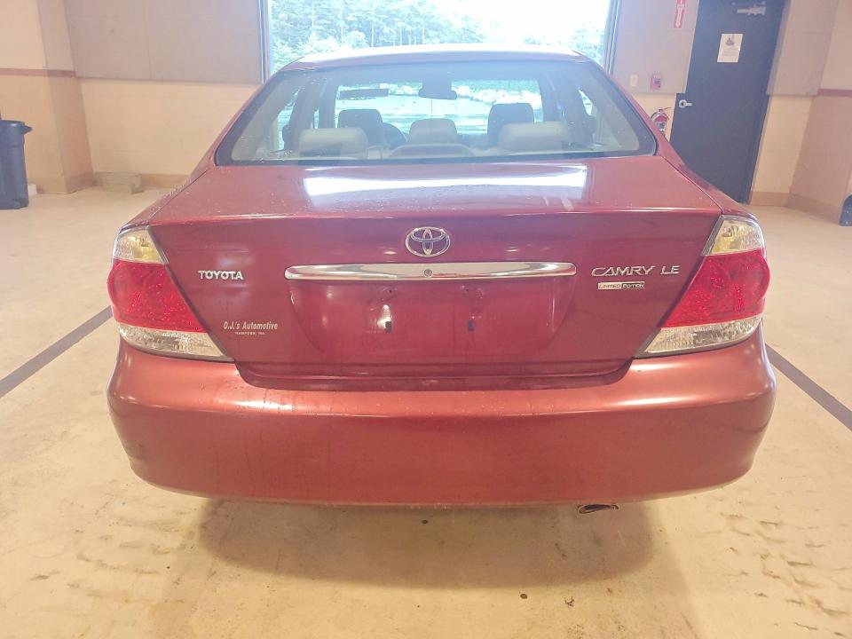 2006 Toyota Camry მანქანა იყიდება აუქციონზე, vin: 4T1BE32K76U114620, აუქციონის ნომერი: 62603316