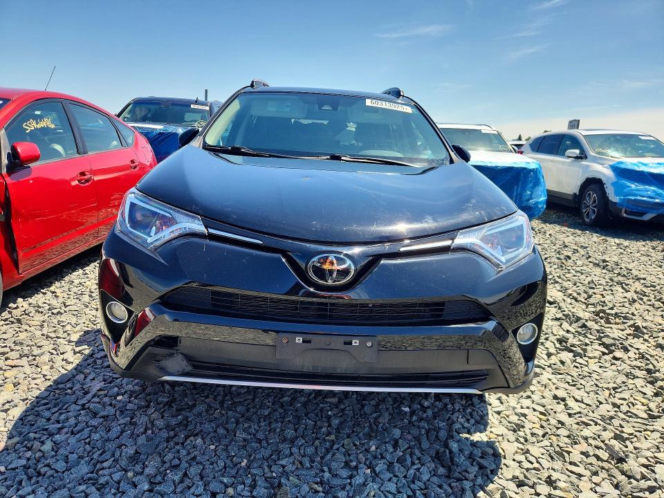 Aukcja sprzedaży 2018 Toyota Rav4, vin: 2T3RFREV7JW822760, numer aukcji: 60313926