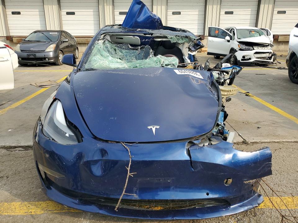 60438896 :رقم المزاد ، 5YJ3E1EA3NF187359 vin ، 2022 Tesla Model 3 مزاد بيع