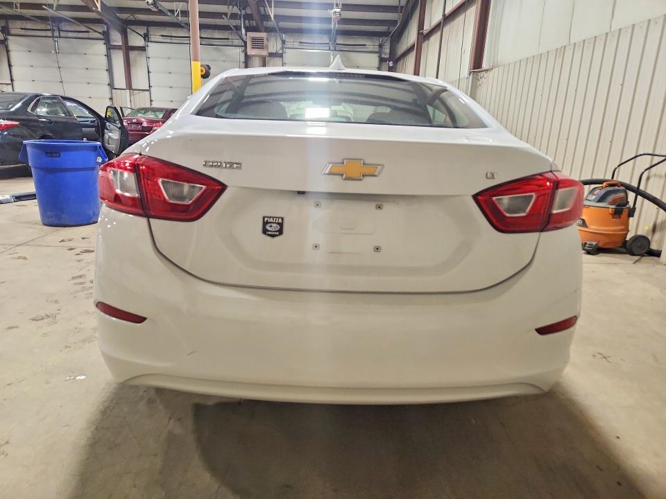 Продаж на аукціоні авто 2018 Chevrolet Cruze, vin: 1G1BE5SM5J7116481, номер лоту: 60712736