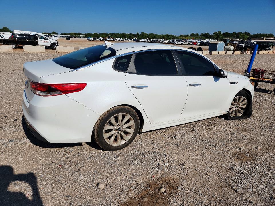 Продажа на аукционе авто 2016 Kia Optima, vin: 5XXGT4L38GG017592, номер лота: 59879166