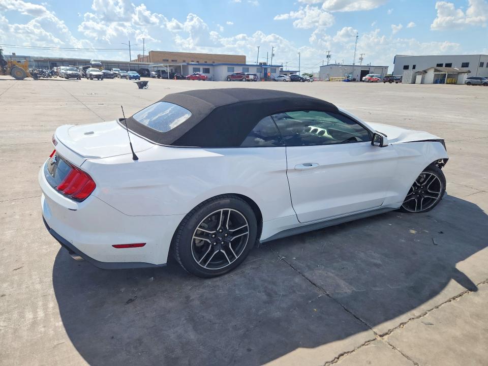 Продажа на аукционе авто 2021 Ford Mustang, vin: 1FATP8UH5M5103744, номер лота: 60150376