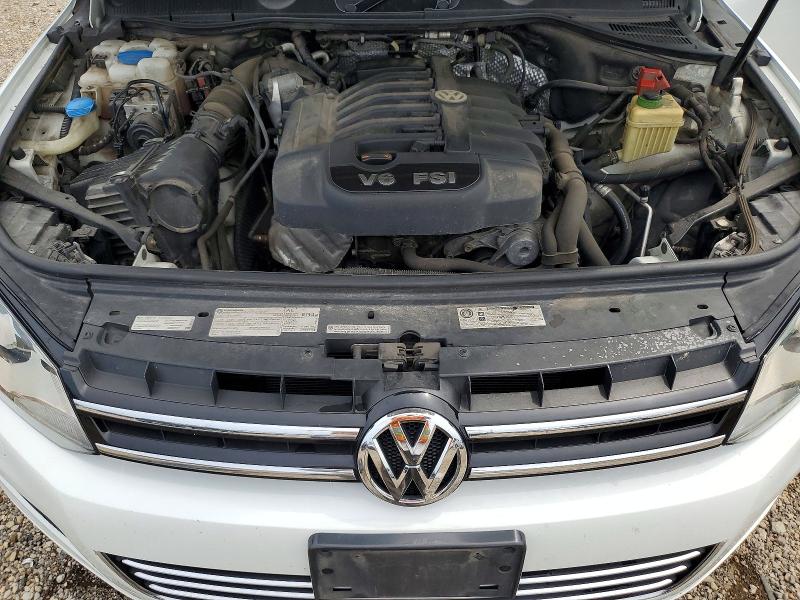 59870406 :رقم المزاد ، WVGEF9BP4DD002167 vin ، 2013 Volkswagen Touareg مزاد بيع