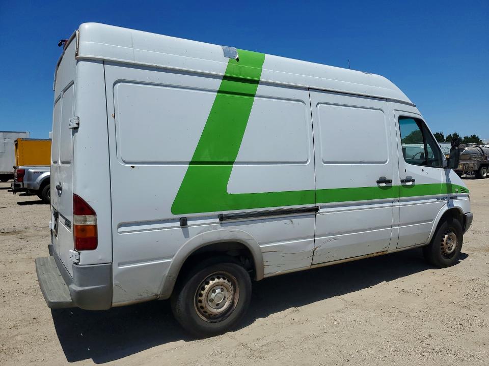 61578536 :رقم المزاد ، WD2PD644045610958 vin ، 2004 Dodge Sprinter مزاد بيع