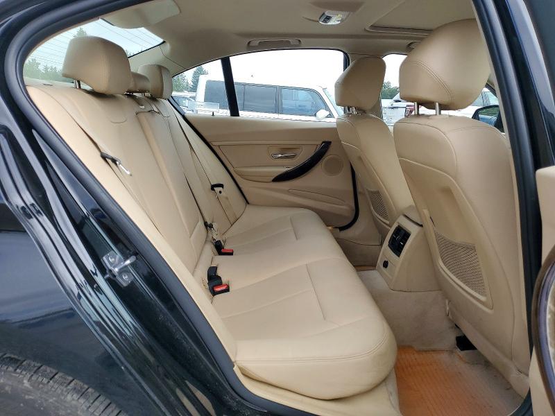 62279456 :رقم المزاد ، WBA3C1C58DF443076 vin ، 2013 Bmw 328 مزاد بيع