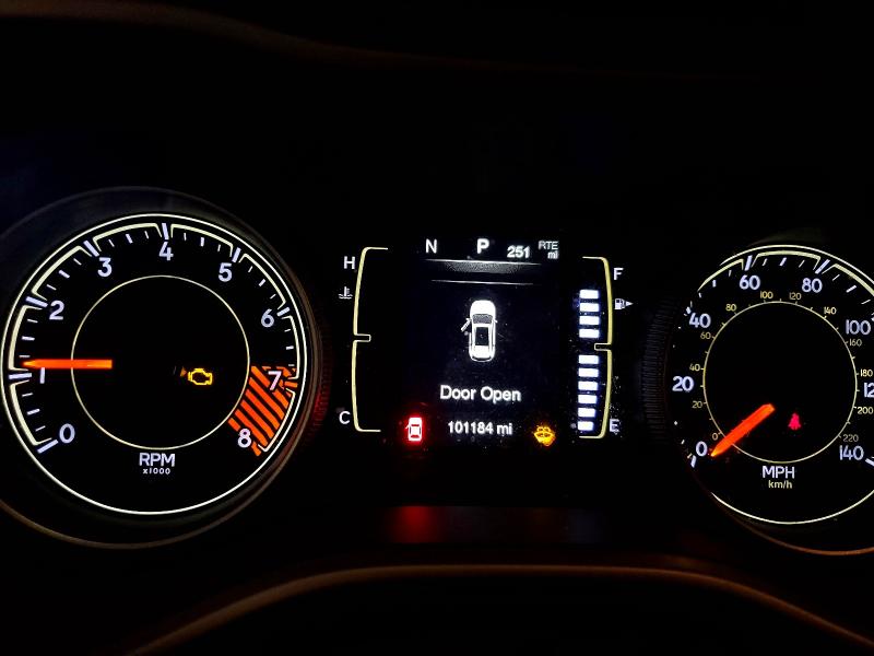 2015 Jeep Cherokee მანქანა იყიდება აუქციონზე, vin: 1C4PJMCS4FW687117, აუქციონის ნომერი: 60720136