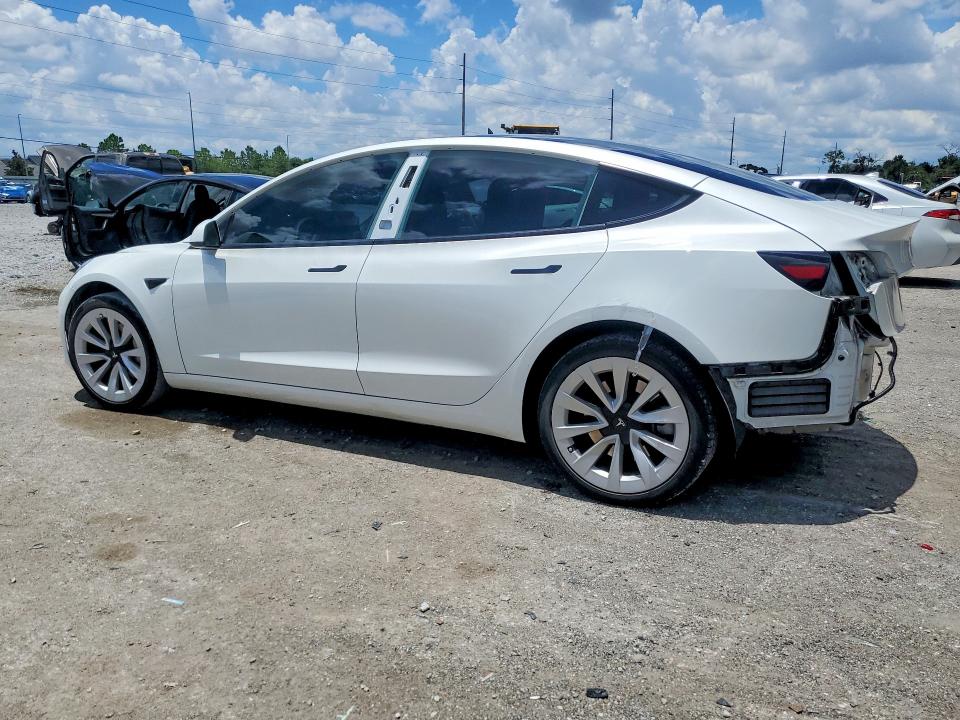 58638796 :رقم المزاد ، 5YJ3E1EA7NF355553 vin ، 2022 Tesla Model 3 مزاد بيع